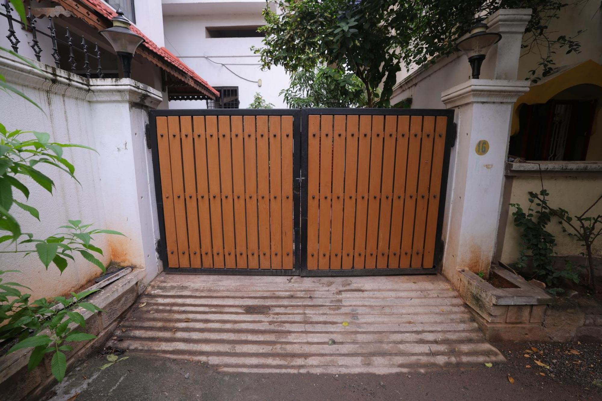 Sm Villa Pondicherry Eksteriør bilde